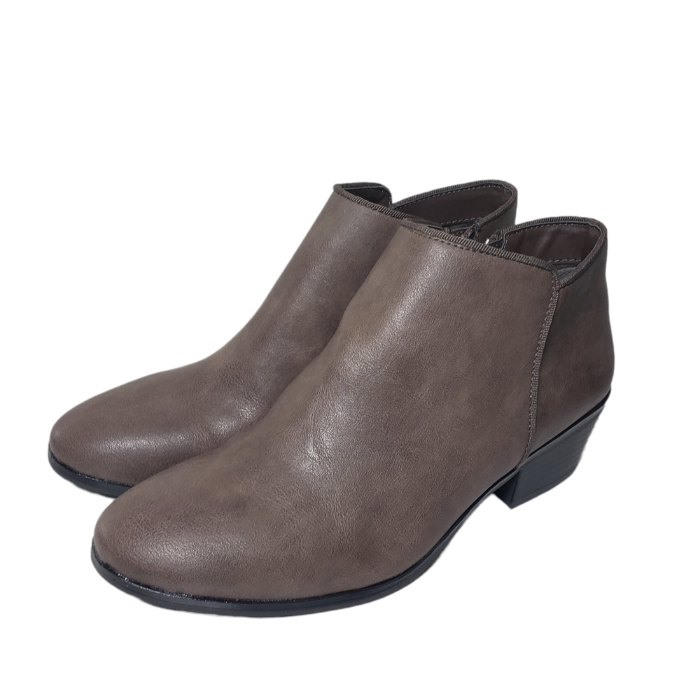 Style & Co Wileyy Taupe Closed Toe Side Zip Ankle Booties Sz 6.5M